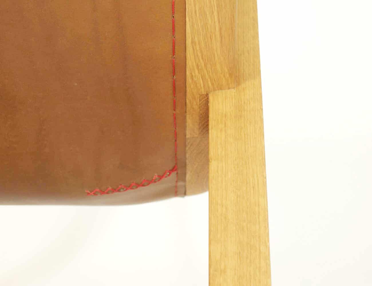Holz - Lederkombination Walnut mit Eiche geölt und rotem Garn