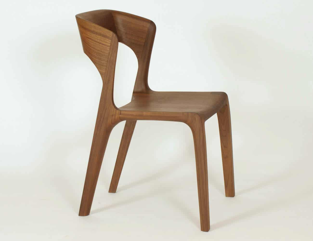 Massivholz-Stuhl aus amerikanischem Nussbaum